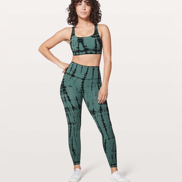 Lulu Wunder Under Leggings - Picture 2 of 4